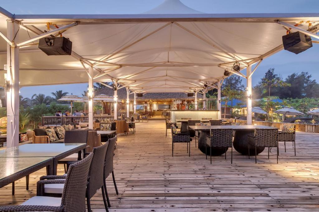 Mayfair On Sea, Morjim Beach, Goa Екстериор снимка