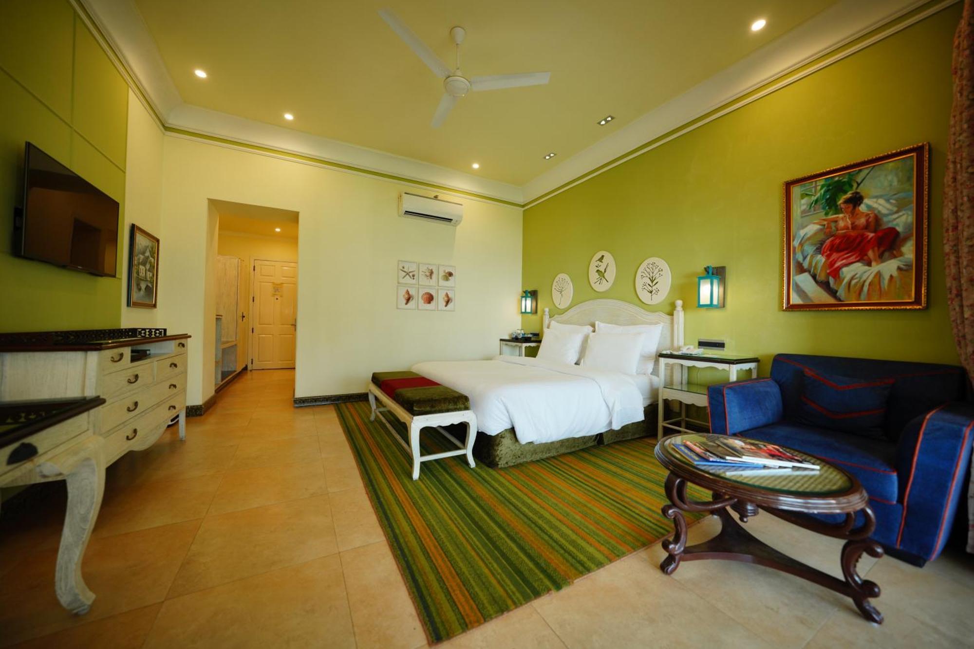 Mayfair On Sea, Morjim Beach, Goa Екстериор снимка