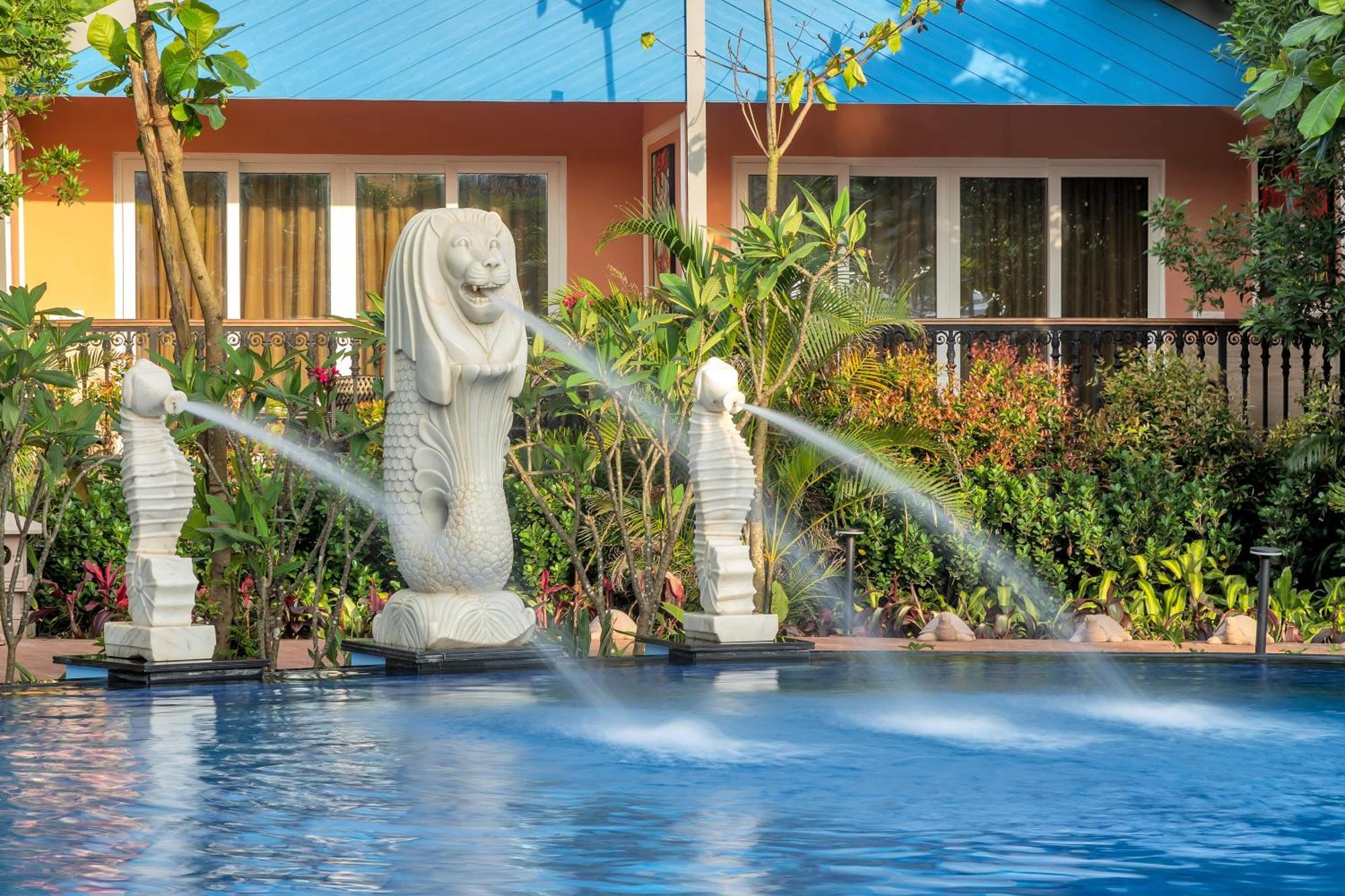Mayfair On Sea, Morjim Beach, Goa Екстериор снимка