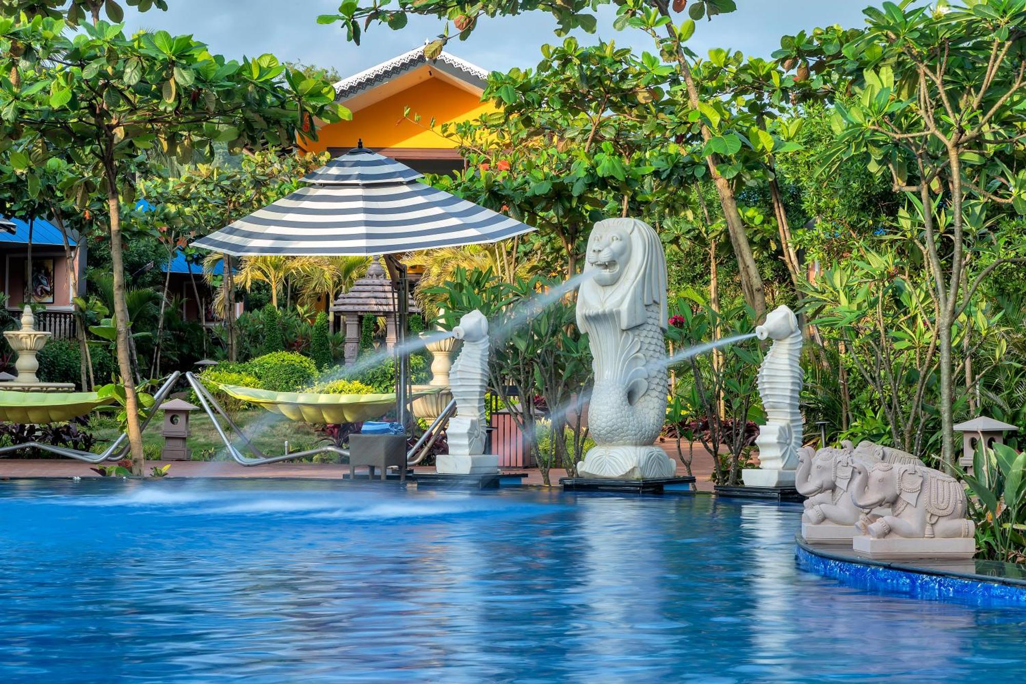 Mayfair On Sea, Morjim Beach, Goa Екстериор снимка